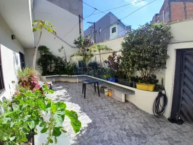Casa Comercial com 4 Quartos para alugar, 120m² no Jardim Caiubi, Itaquaquecetuba