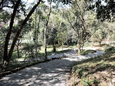 Casa de Condomínio com 6 Quartos para venda ou aluguel, 550m² no Jardim Marilu, Carapicuíba
