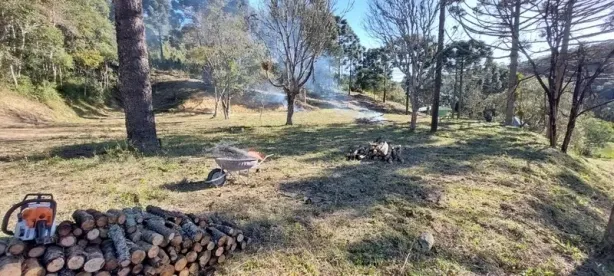 Fazenda / Sítio / Chácara com 3 Quartos à venda, 250m² no Rio Branco do Sul, Rio Branco do Sul