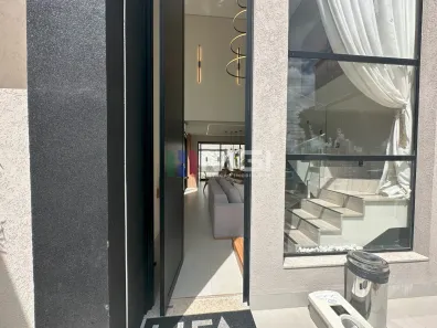 Casa de Condomínio com 3 Quartos à venda, 189m² no Condomínio Vinhas, Senador Canedo