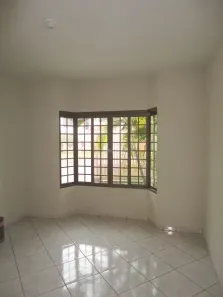 Casa com 3 Quartos para alugar, 97m² no Jardim Paris IV, Maringá