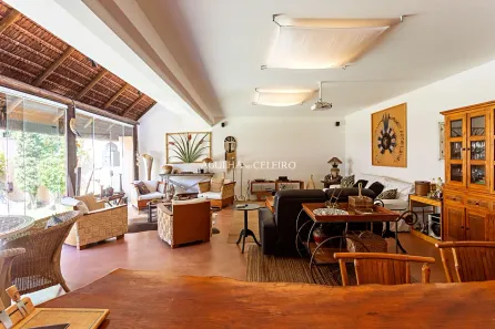 Casa de Vila com 5 Quartos para venda ou aluguel, 540m² no Indianópolis, São Paulo