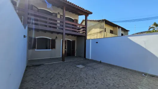 Casa com 2 Quartos para alugar, 72m² no Jardim Flamboyant, Cabo Frio