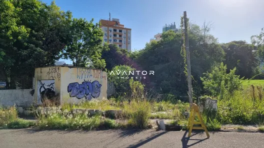 Terreno / Lote / Condomínio à venda, 281m² no Centro, Santa Maria