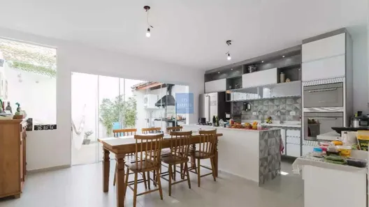 Sobrado com 3 Quartos à venda, 177m² no Vila Firmiano Pinto, São Paulo