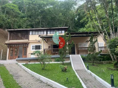 Fazenda / Sítio / Chácara com 7 Quartos à venda, 450m² no Cadetes Fabres, Guapimirim