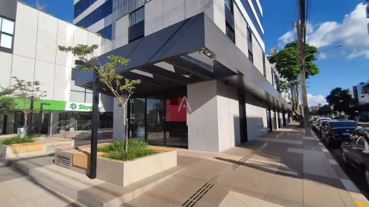 Conjunto Comercial / Sala para alugar, 192m² no Centro, Toledo