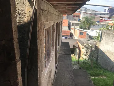 Casa com 2 Quartos à venda, 85m² no Centro, Embu das Artes