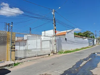 Casa de Condomínio com 3 Quartos à venda, 102m² no Flores, Timon