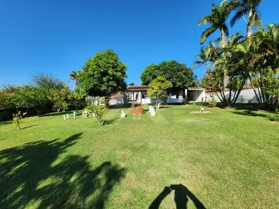 Fazenda / Sítio / Chácara com 4 Quartos à venda, 200m² no , Ipeúna