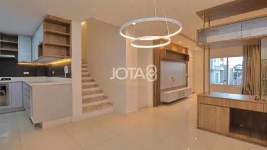 Casa de Condomínio com 3 Quartos para alugar, 149m² no Santo Inácio, Curitiba
