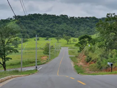 Terreno / Lote / Condomínio à venda, 360m² no Centro, Pedro Leopoldo