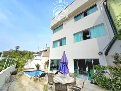 Sobrado com 4 Quartos à venda, 392m² no Jardim Brasília, Resende