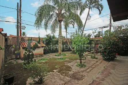 Casa com 3 Quartos à venda, 198m² no Estância Balneária Maria Helena Novaes, Peruíbe