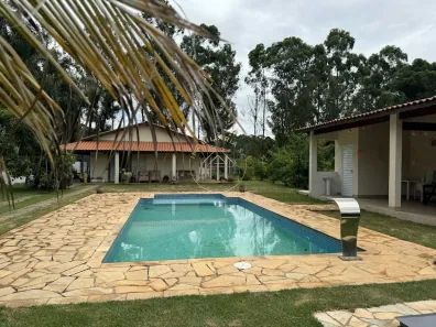 Fazenda / Sítio / Chácara com 3 Quartos à venda, 1000m² no , Mairinque