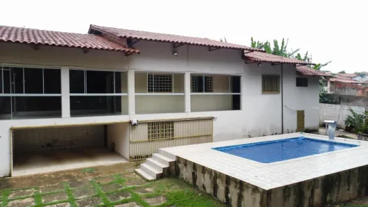 Casa com 3 Quartos à venda, 2500m² no Centro, Bela Vista de Goiás