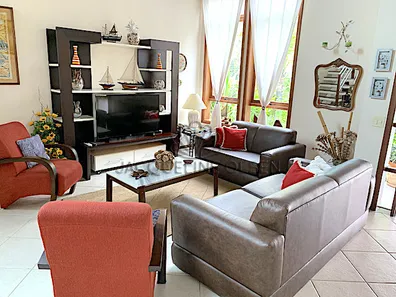 Casa de Condomínio com 4 Quartos para alugar, 240m² no Vista Linda, Bertioga