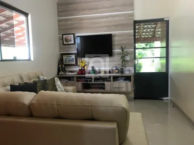 Fazenda / Sítio / Chácara com 4 Quartos à venda, 215m² no Bosque dos Eucaliptos, Araçoiaba da Serra