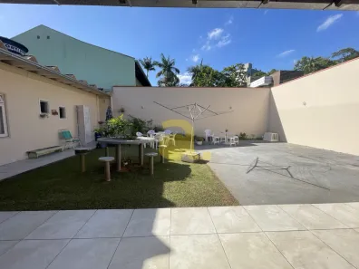 Casa com 4 Quartos à venda, 190m² no Água Verde, Blumenau
