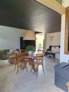 Fazenda / Sítio / Chácara com 3 Quartos para alugar, 300m² no , Hidrolândia