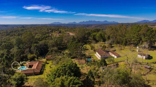 Fazenda / Sítio / Chácara com 7 Quartos à venda, 700m² no Roseira, Colombo