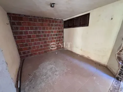 Loja / Salão / Ponto Comercial com 5 Quartos à venda, 375m² no Tirol, Natal