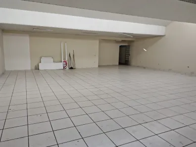 Conjunto Comercial / Sala para alugar, 175m² no Maracanã, Colombo