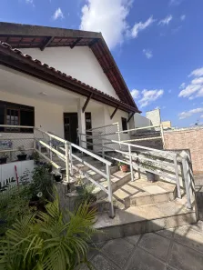 Casa com 5 Quartos para alugar, 160m² no Jardim Tavares, Campina Grande