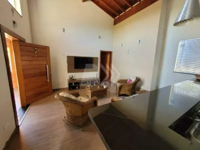 Fazenda / Sítio / Chácara com 4 Quartos à venda, 250m² no Estância Lago Azul (Ártemis), Piracicaba