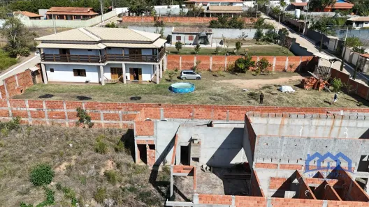 Fazenda / Sítio / Chácara com 3 Quartos à venda, 1000m² no , Mairinque