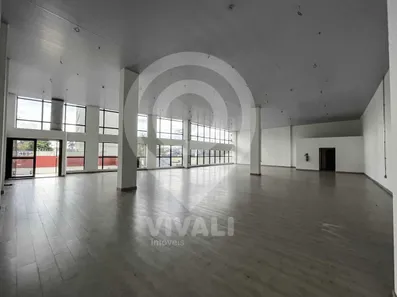 Loja / Salão / Ponto Comercial à venda, 353m² no Vila Brasileira, Itatiba