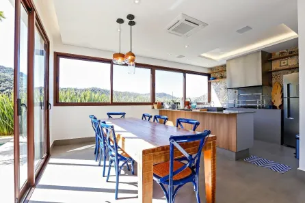 Casa de Condomínio com 4 Quartos para venda ou aluguel, 520m² no Tamboré, Santana de Parnaíba