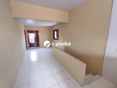 Casa com 2 Quartos para alugar, 70m² no Boa Vista-Castelão, Fortaleza
