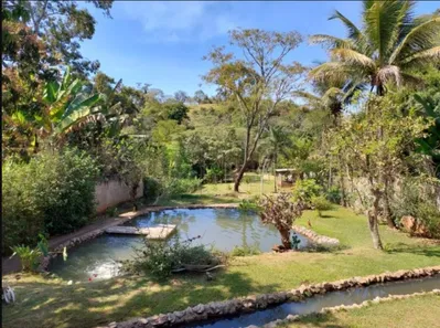 Fazenda / Sítio / Chácara com 3 Quartos à venda, 2000m² no , Nerópolis