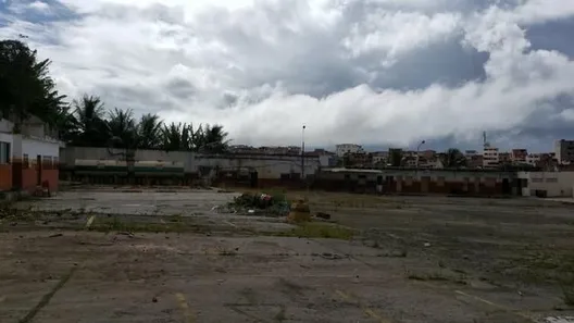 Garagem à venda, 6000m² no Pernambués, Salvador