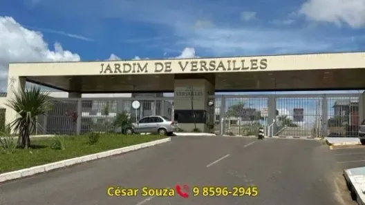 Casa de Condomínio com 2 Quartos à venda, 378m² no Jardins Versailles, Valparaíso de Goiás