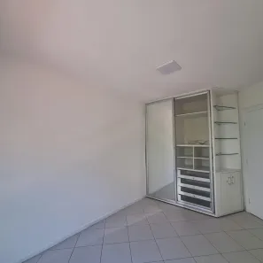Casa de Condomínio com 3 Quartos para alugar, 120m² no Brasília, Feira de Santana