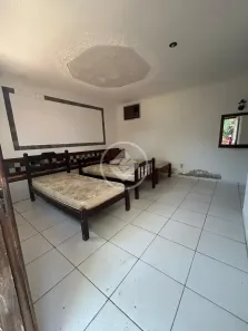 Casa com 25 Quartos para alugar, 1600m² no Setor Residencial Garavelo I, Trindade