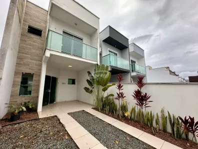 Casa com 2 Quartos para alugar, 72m² no Itacolomi, Balneário Piçarras