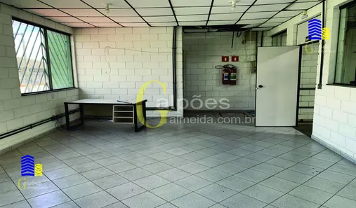 Galpão / Depósito / Armazém para alugar, 600m² no Piratininga, Osasco