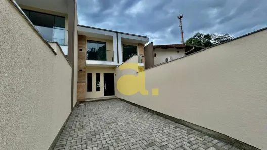 Sobrado com 2 Quartos à venda, 96m² no Água Verde, Blumenau