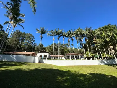 Fazenda / Sítio / Chácara com 5 Quartos à venda, 1000m² no Mombaça, Itapecerica da Serra