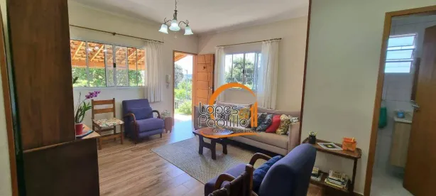 Fazenda / Sítio / Chácara com 3 Quartos para alugar, 198m² no Jardim Estância Brasil, Atibaia