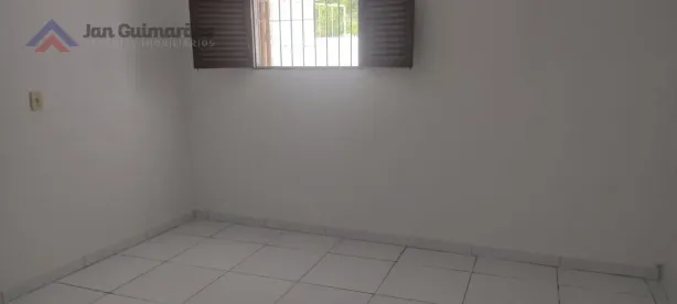 Casa com 3 Quartos para alugar, 70m² no Funcionários, João Pessoa
