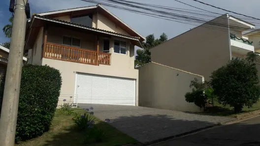 Casa de Condomínio com 3 Quartos para venda ou aluguel, 185m² no Vila Irene, São Roque
