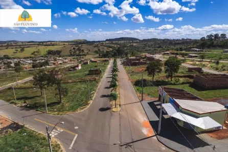 Terreno / Lote / Condomínio à venda, 200m² no Residencial Solar São Francisco II, Trindade