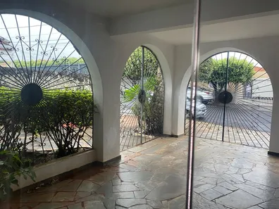 Sobrado com 4 Quartos à venda, 180m² no Parque Industrial, São José do Rio Preto
