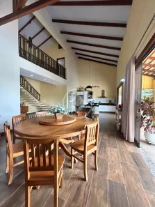 Casa de Condomínio com 4 Quartos à venda, 430m² no , Hidrolândia