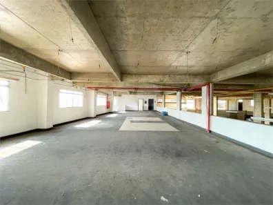 Galpão / Depósito / Armazém para alugar, 1396m² no Jardim Flórida, Barueri