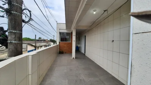 Sobrado com 2 Quartos para alugar, 79m² no Balneário Cascais, Mongaguá